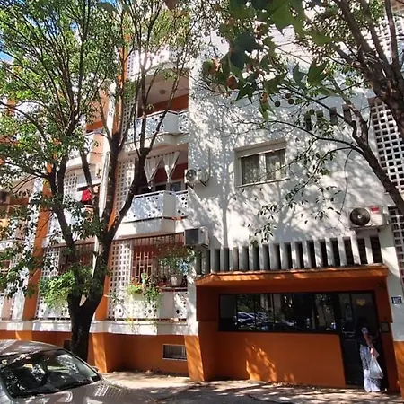 Apartamento Cosy Flat In The Centre, Near The Bus And Railway Station